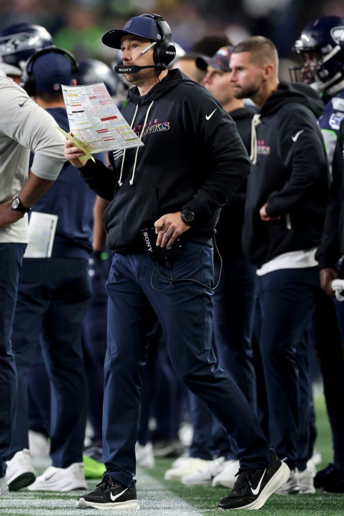 Klint Kubiak, Robert Saleh and other NFL playoff coaching candidates